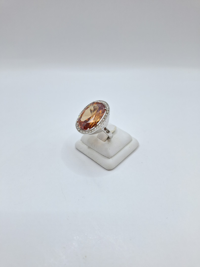 Anello oro pietra diamantini