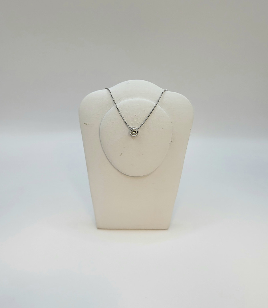 Collana con ciondolo oro diamante