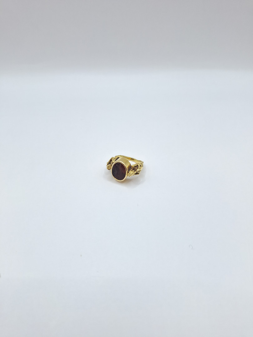 Anello oro pietra