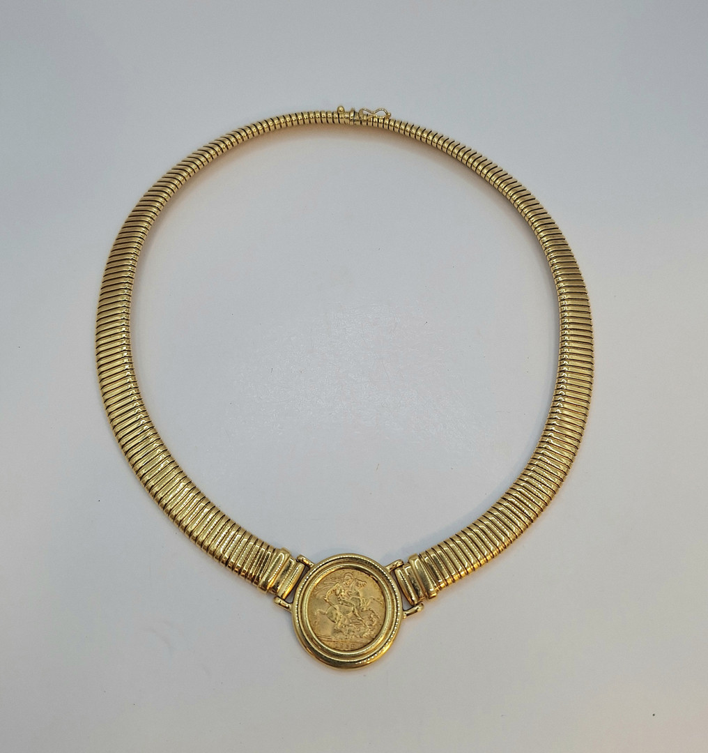 Collana con sterlina oro