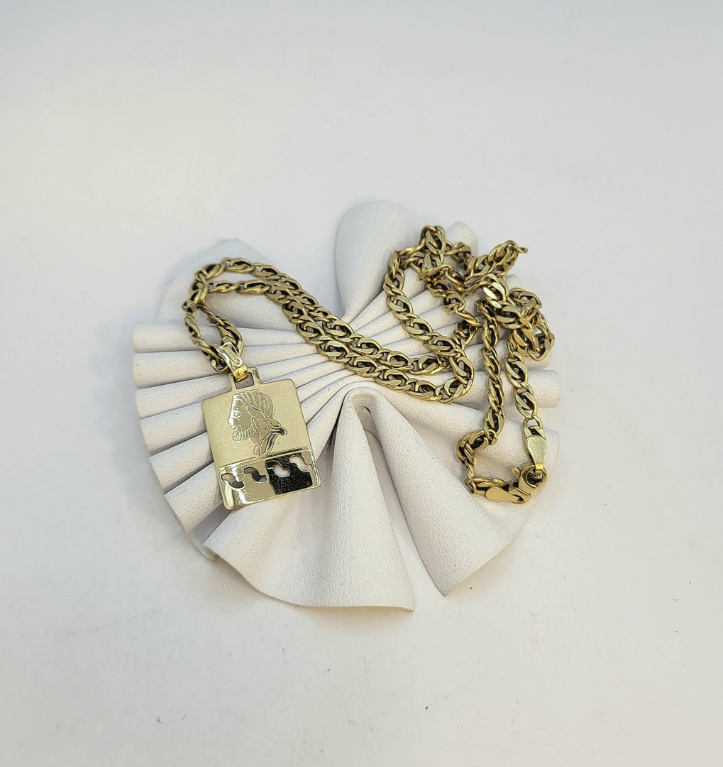 Catena e ciondolo oro