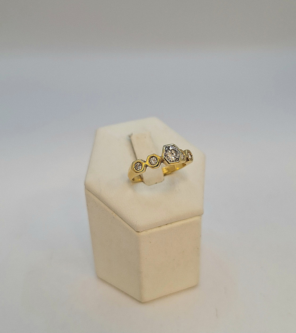 Anello oro diamanti