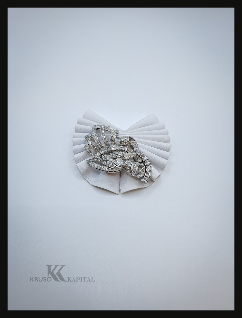Spilla in platino diamanti 