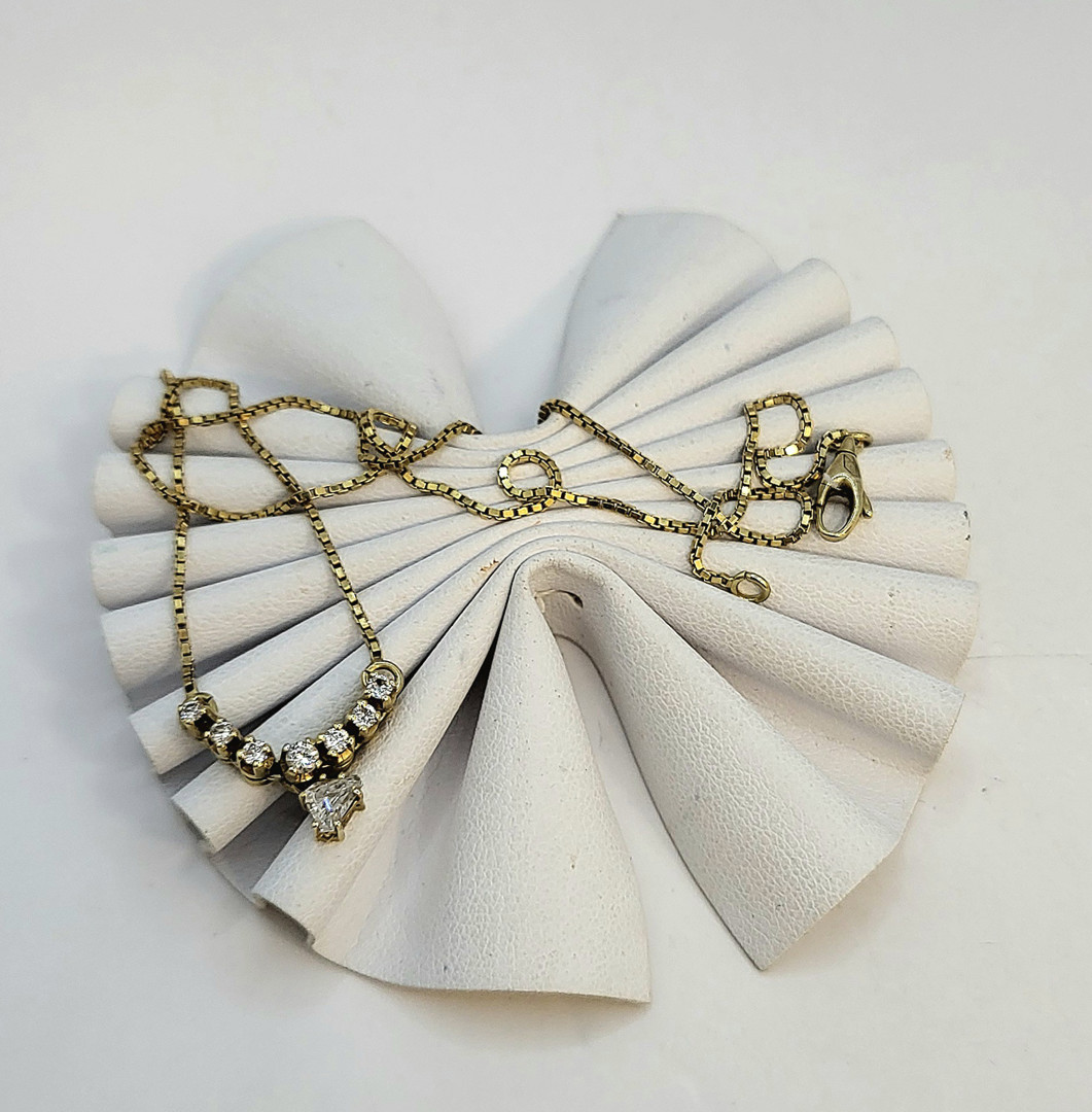 Collana oro con diamanti 