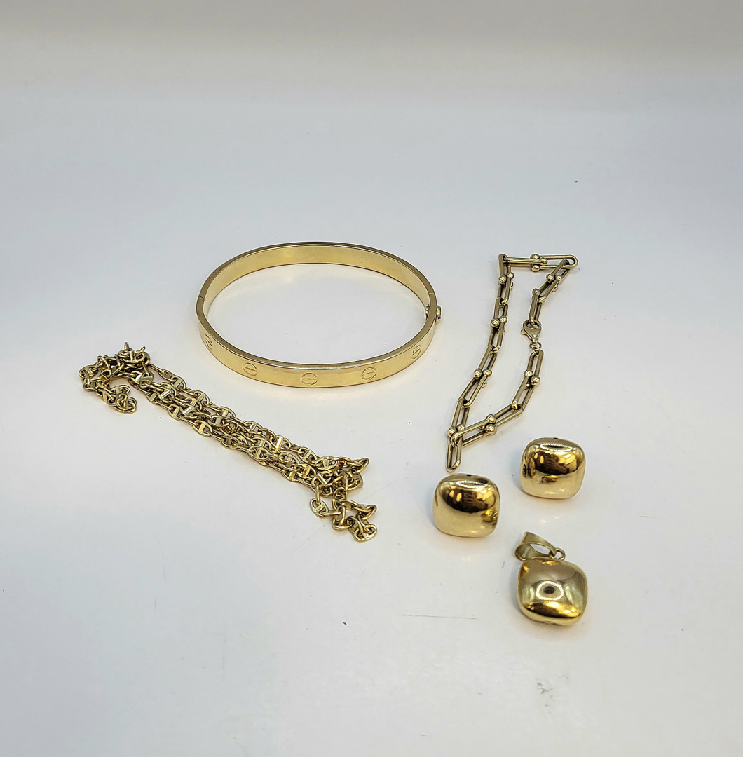 Vari oggetti oro 