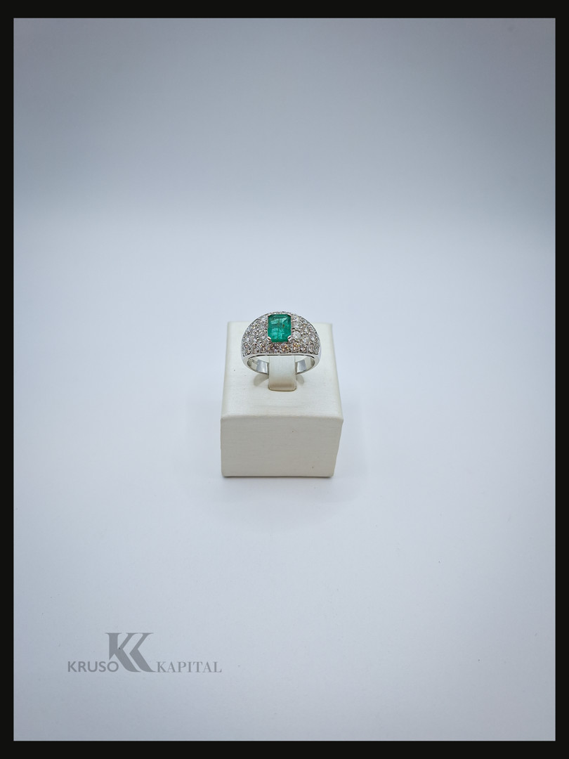 Anello oro diamanti pietra
