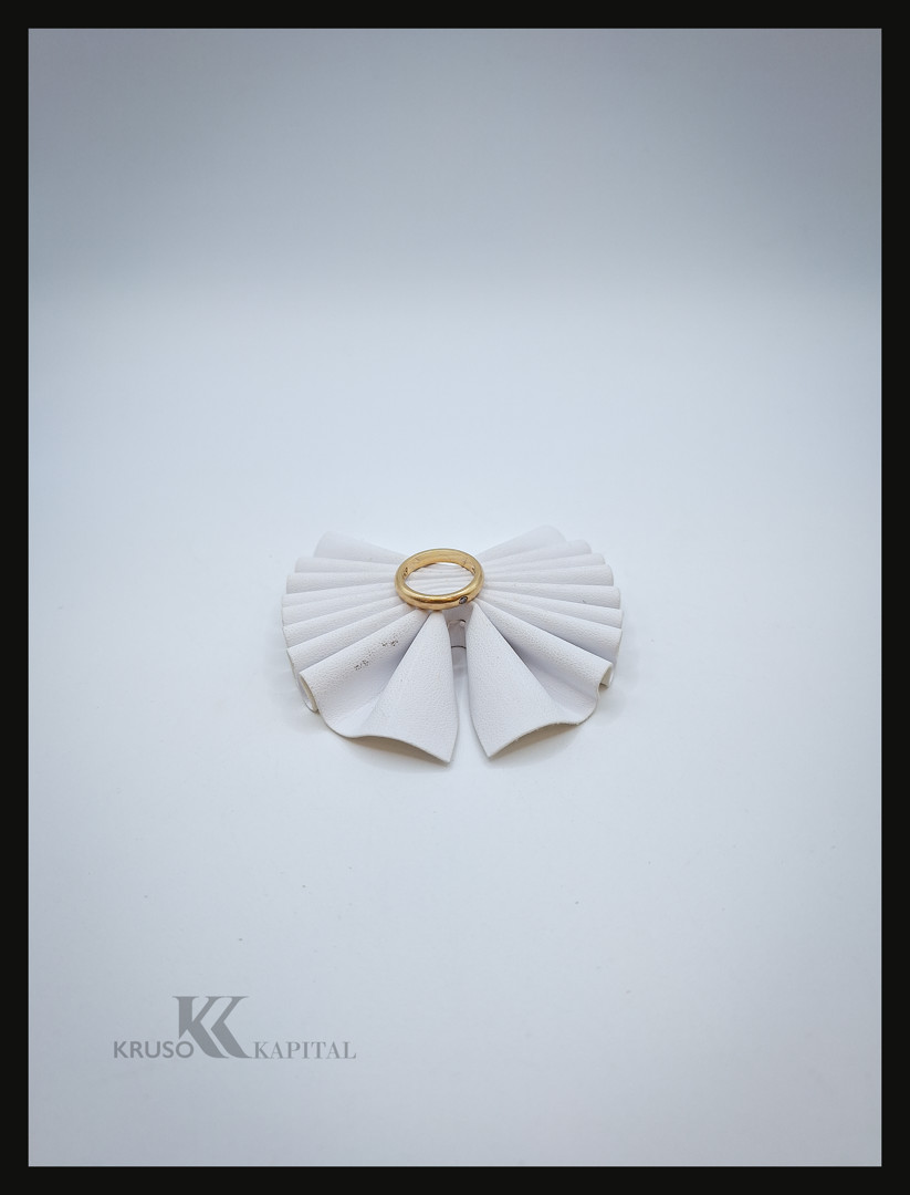 Anello oro con diamantino