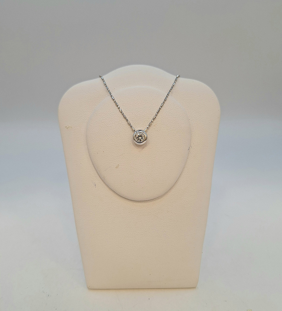 Catenina con ciondolo oro diamante 