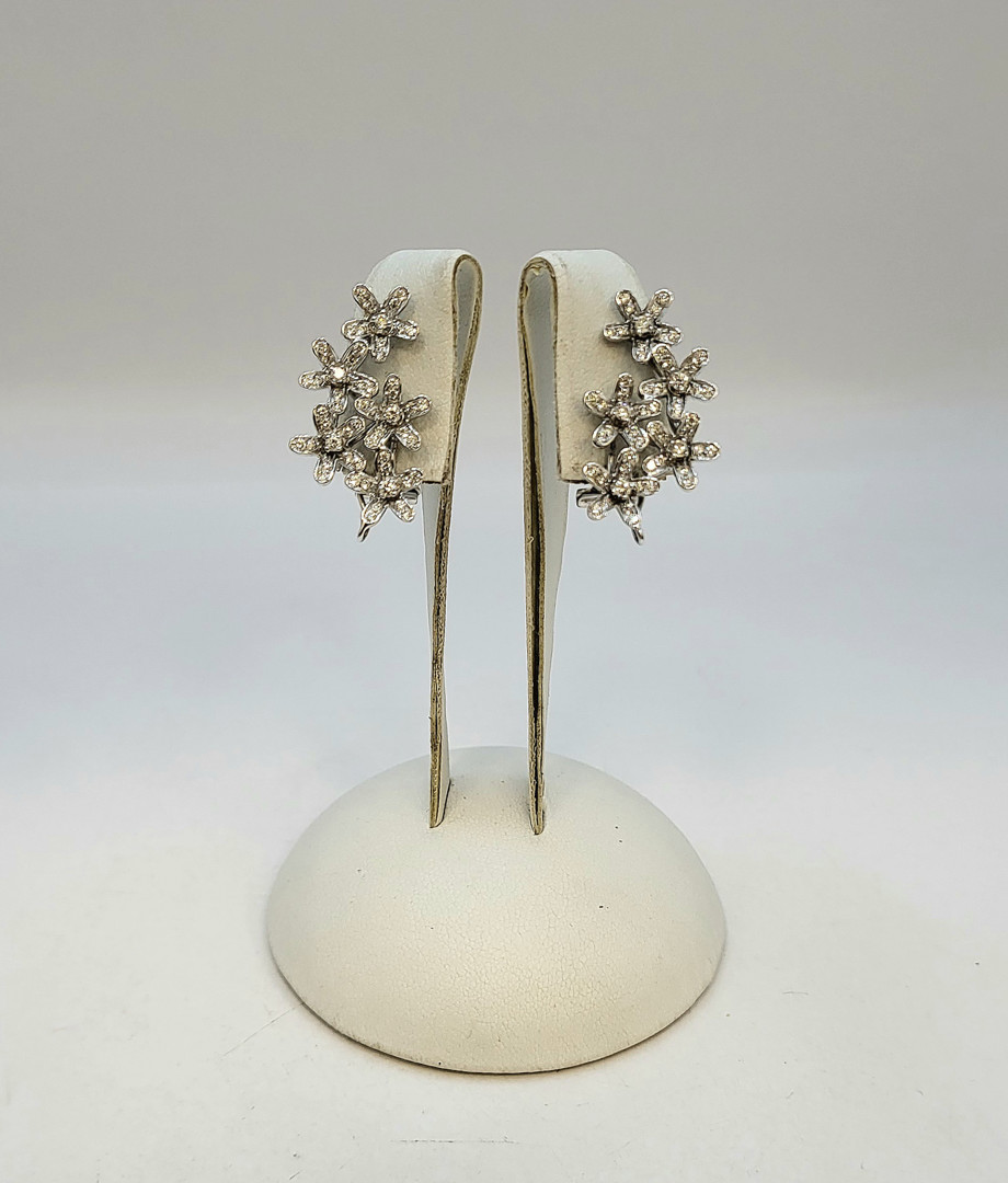 Paio orecchini oro diamanti