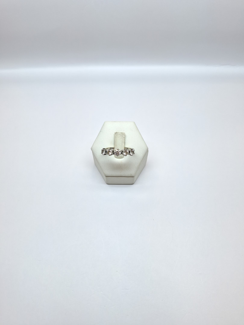 Anello oro con diamanti