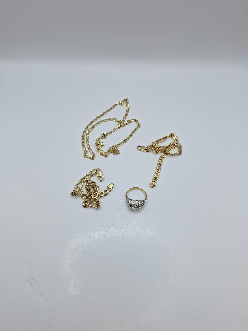 Vari oggetti oro diamanti 