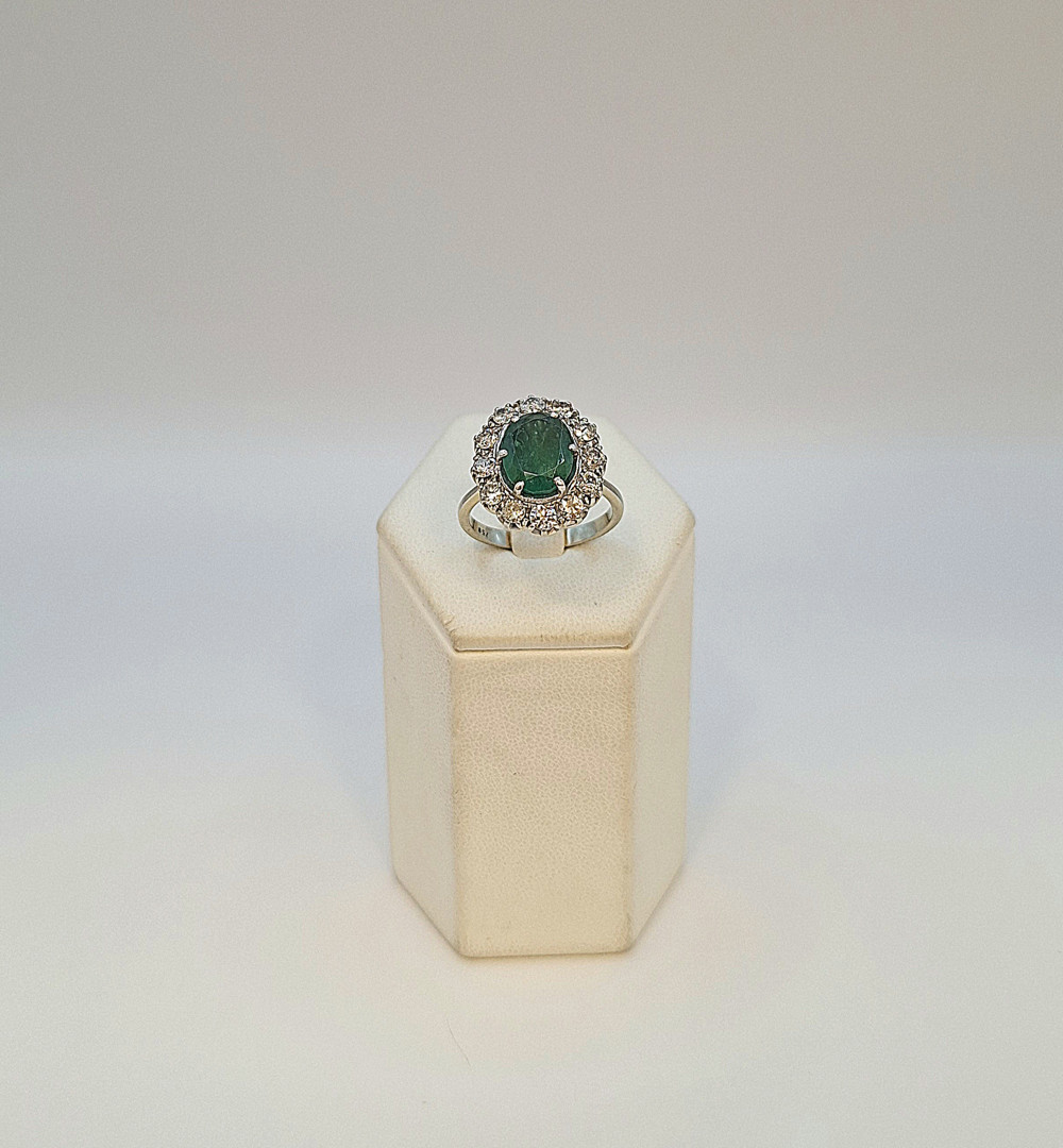 Anello oro pietra diamanti