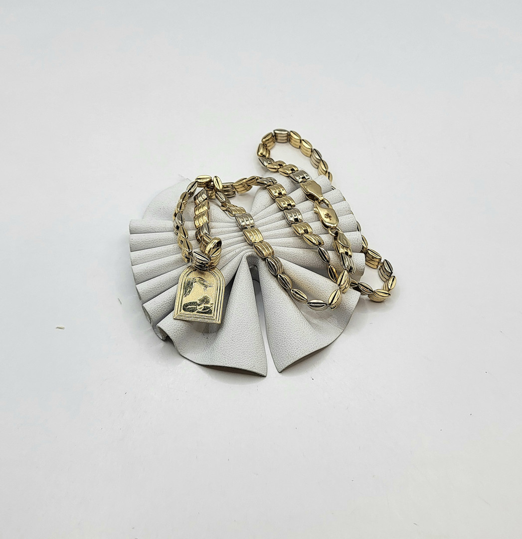 Collana e ciondolo oro 