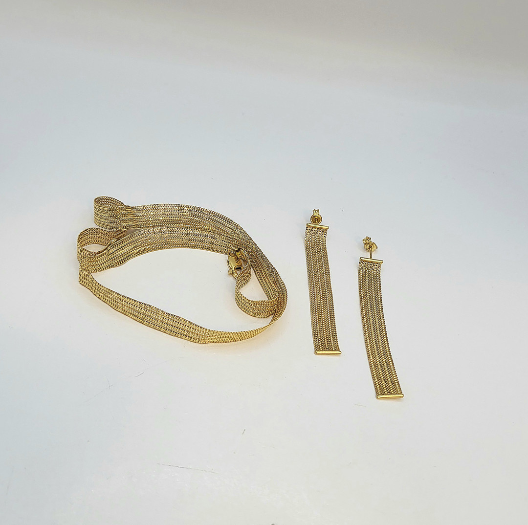 Collana e paio orecchini oro 