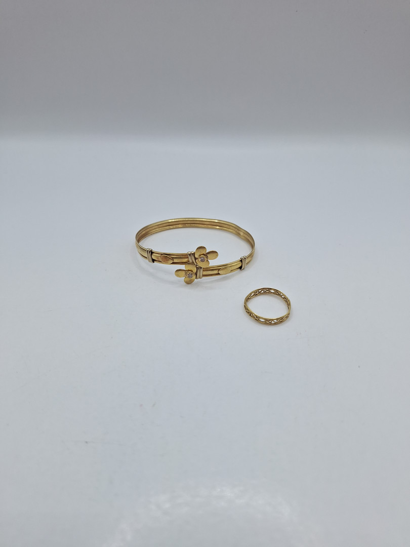 Bracciale e anello in oro pietre 