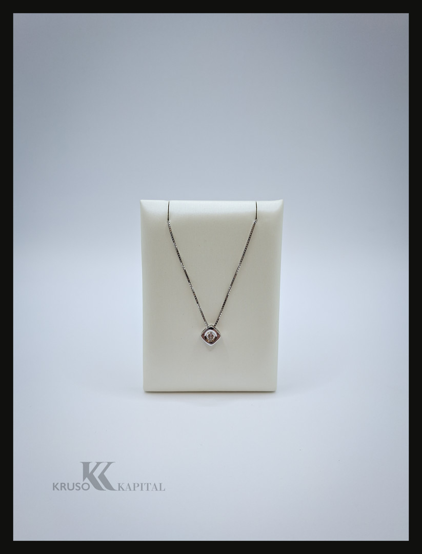 Catenina con ciondolo oro con diamante