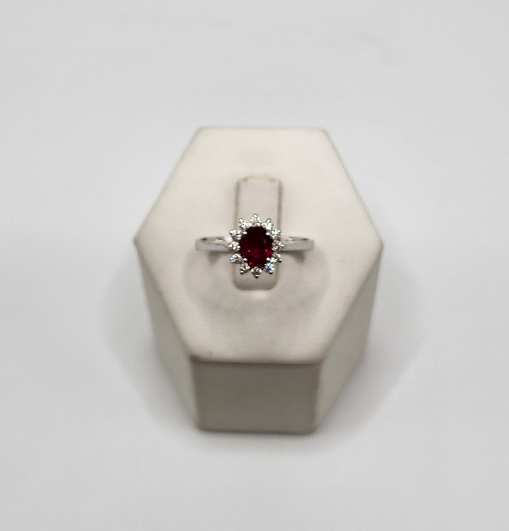 Anello a firma Bertani & Co. oro pietra diamanti