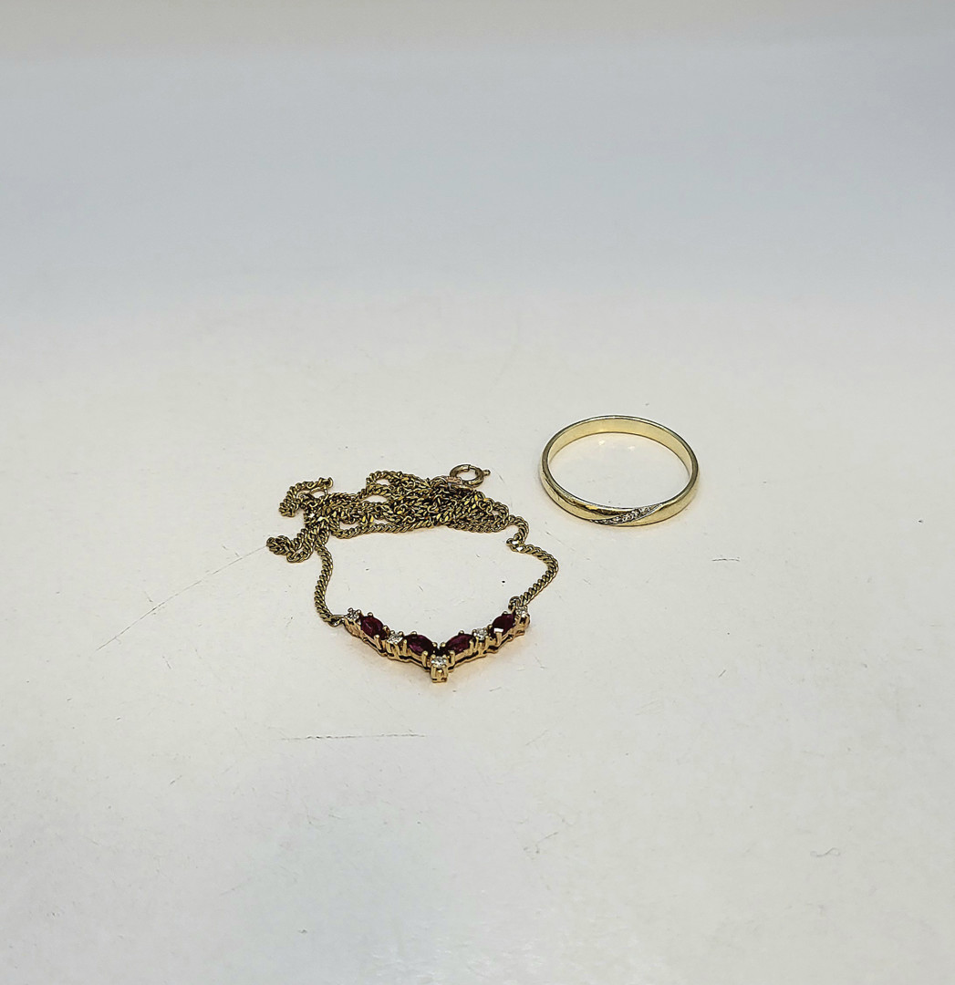 Collana e anello oro diamantini pietre