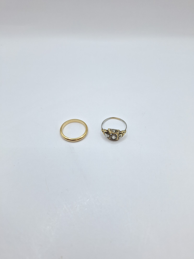 Due anelli oro pietra