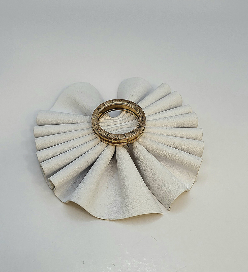 Anello oro firma BVLGARI