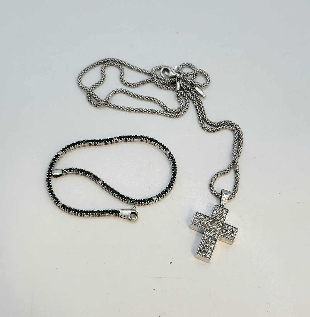 Bracciale collana e croce oro pietre diamantini