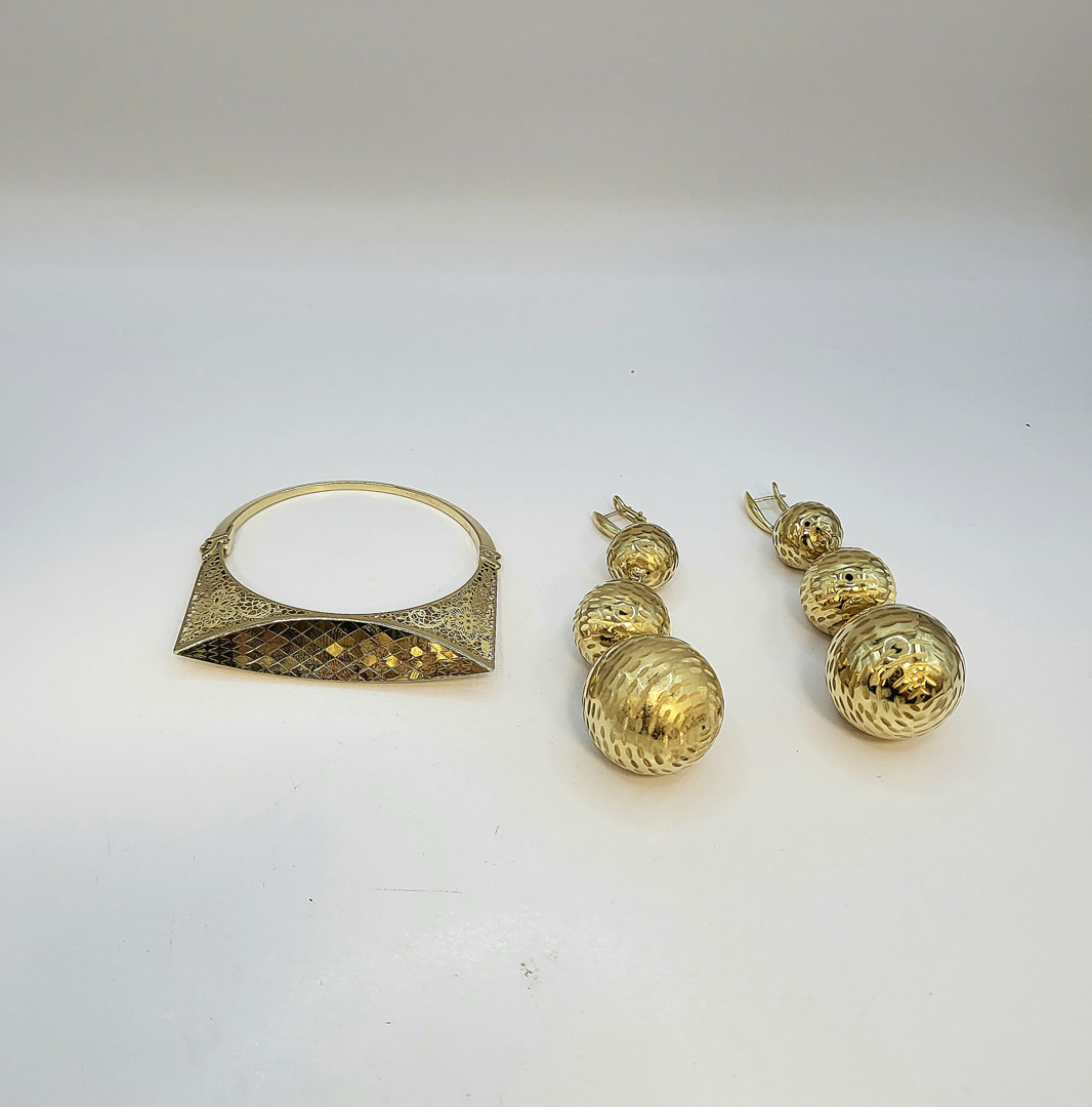 Bracciale e paio orecchini oro 