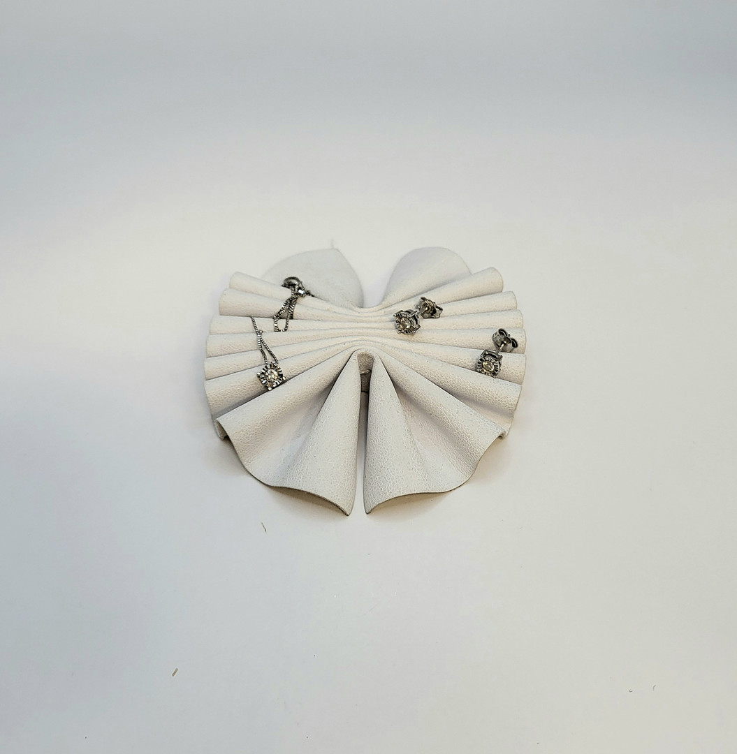 Vari oggetti oro diamantini