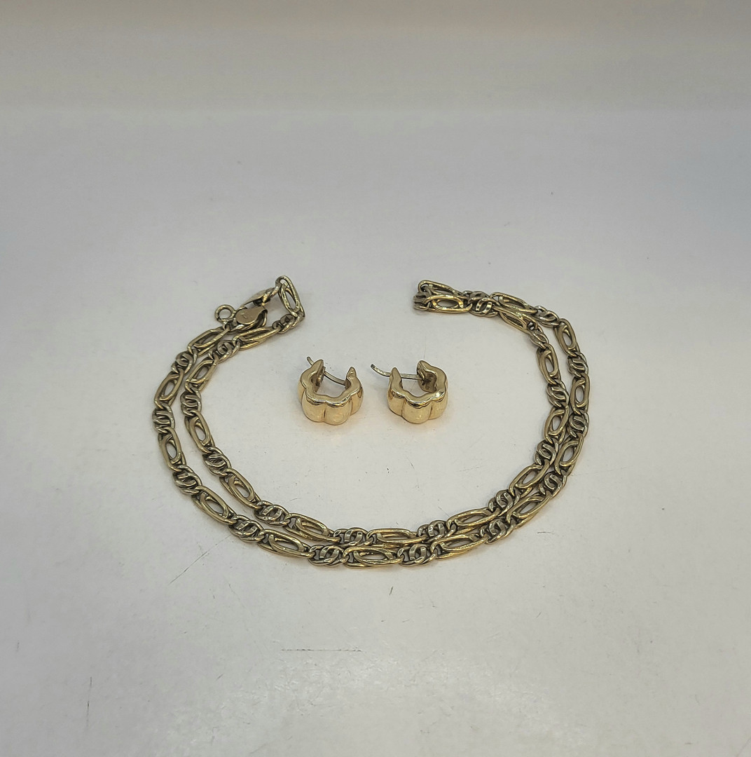 Collana e paio orecchini oro 