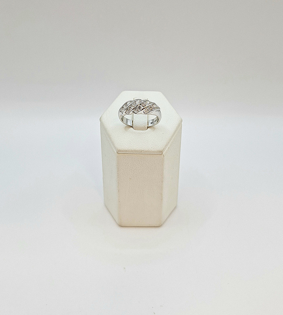Anello oro diamantini