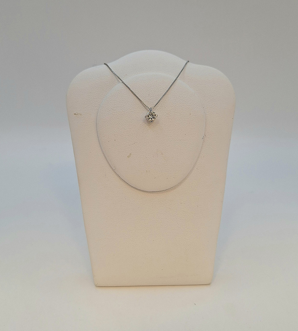 Collana e ciondolo oro diamante