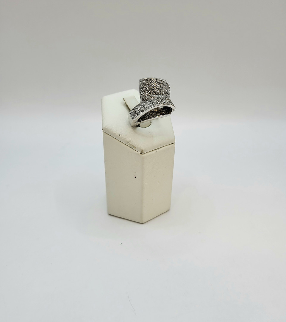 Anello oro diamantini