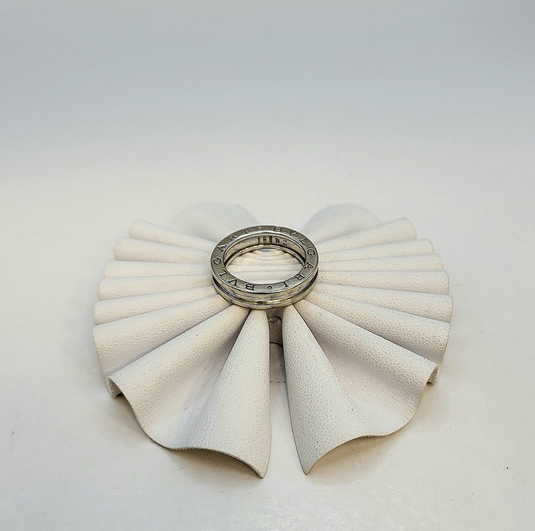 Anello oro a firma Bulgari