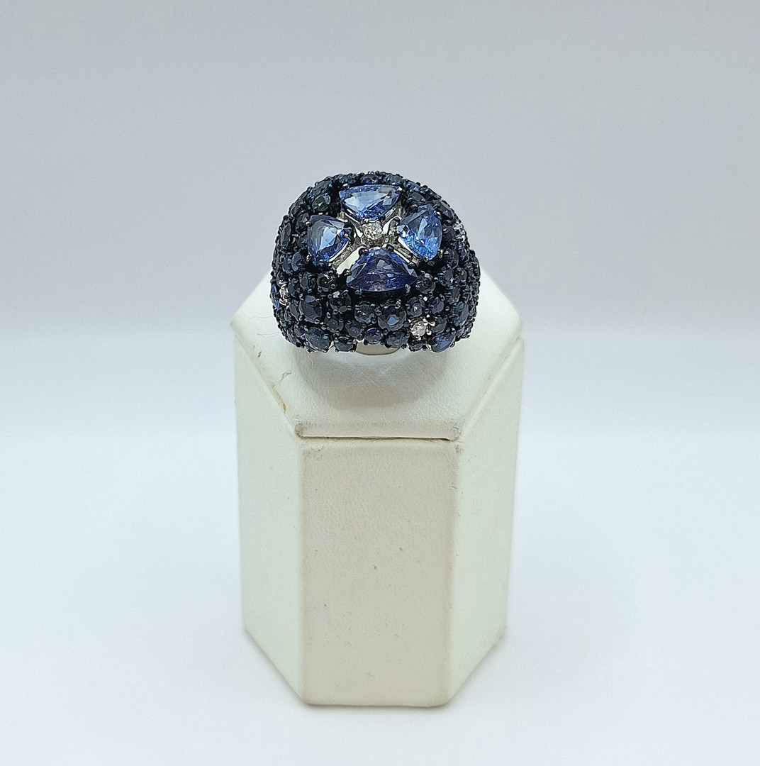 Anello oro diamanti pietre