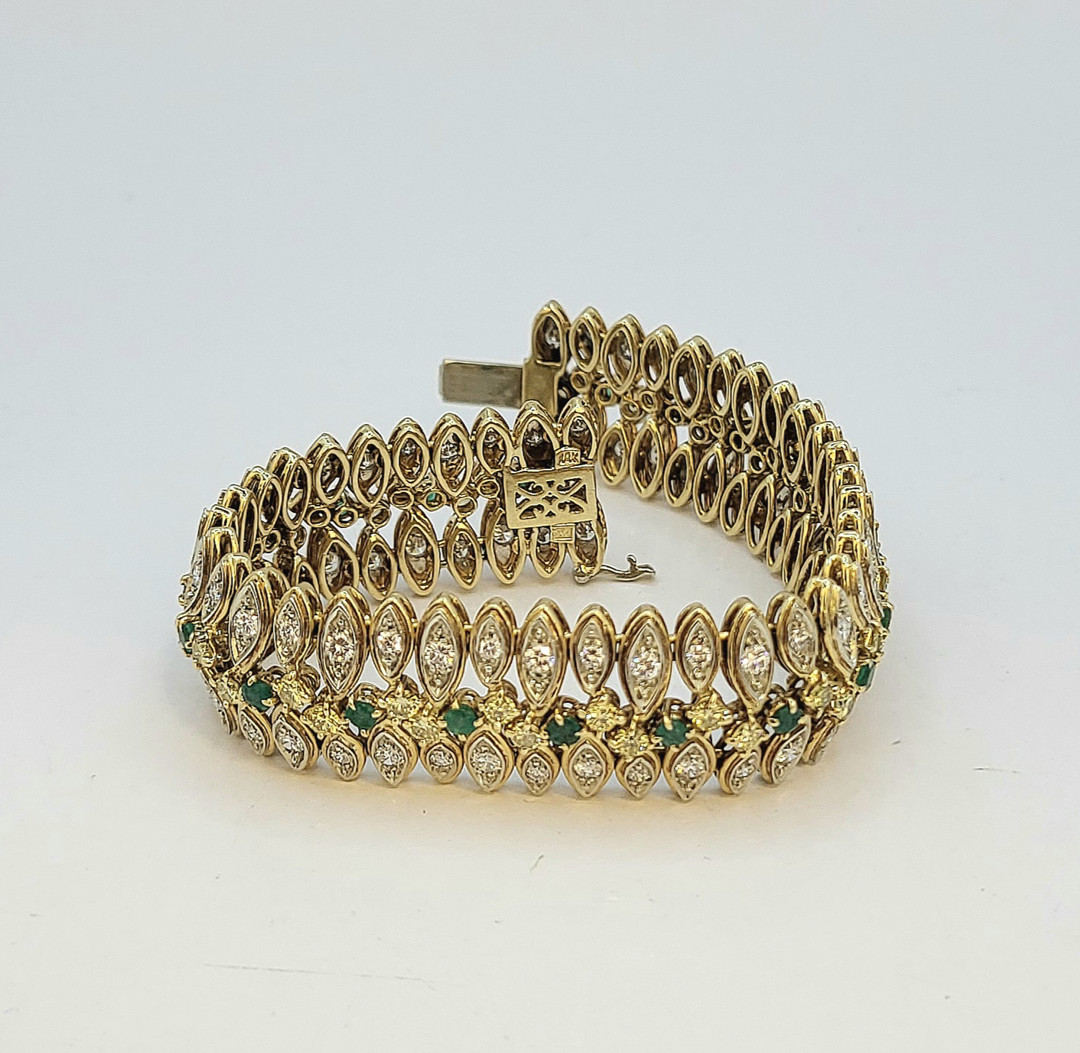 Bracciale oro pietre diamanti