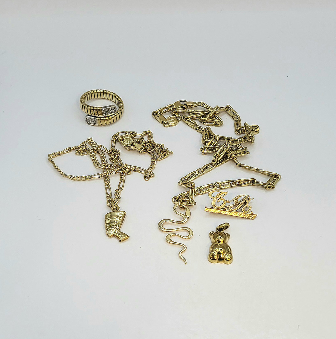 Vari oggetti oro diamantini