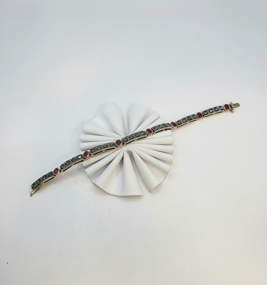 Bracciale oro argento pietre diamanti 