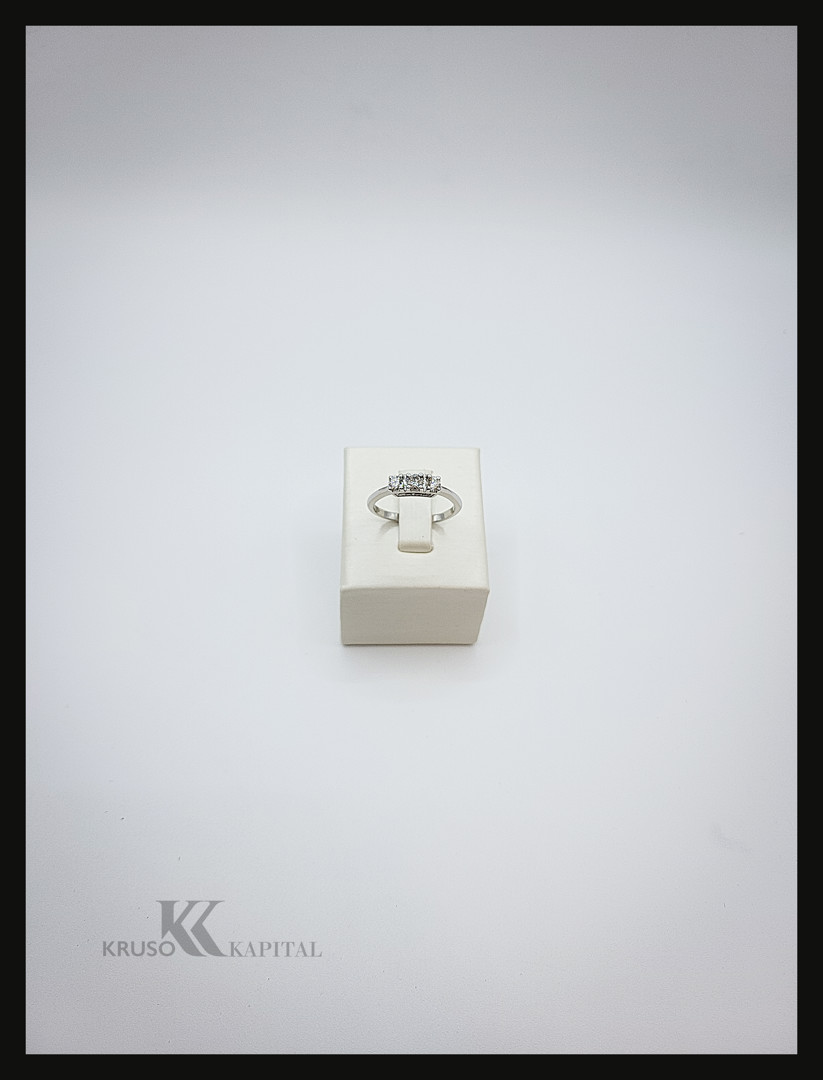 Anello a firma Salvini oro diamanti