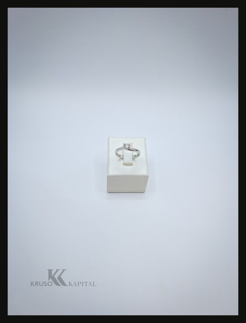 Anello oro diamante