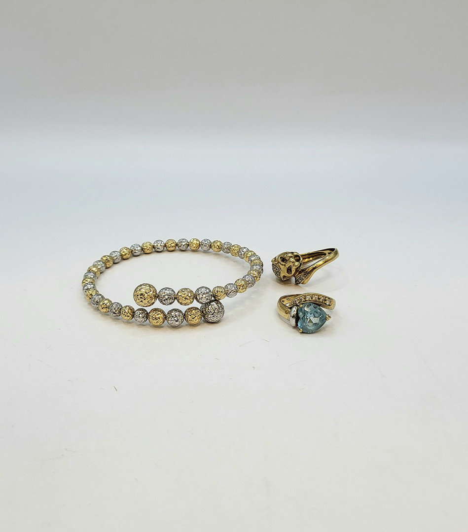 Bracciale e due anelli oro pietre