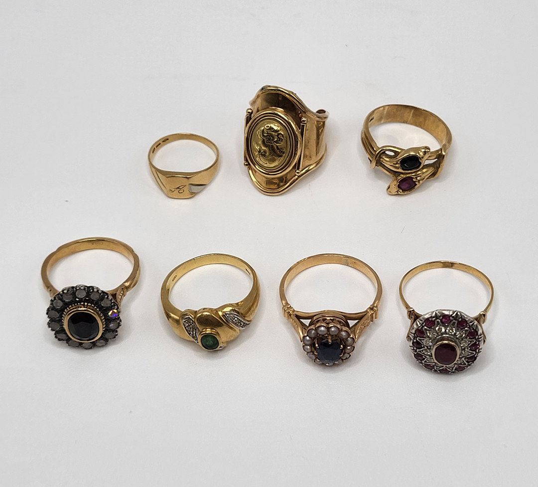 Sette anelli oro pietre diamantini perline argento