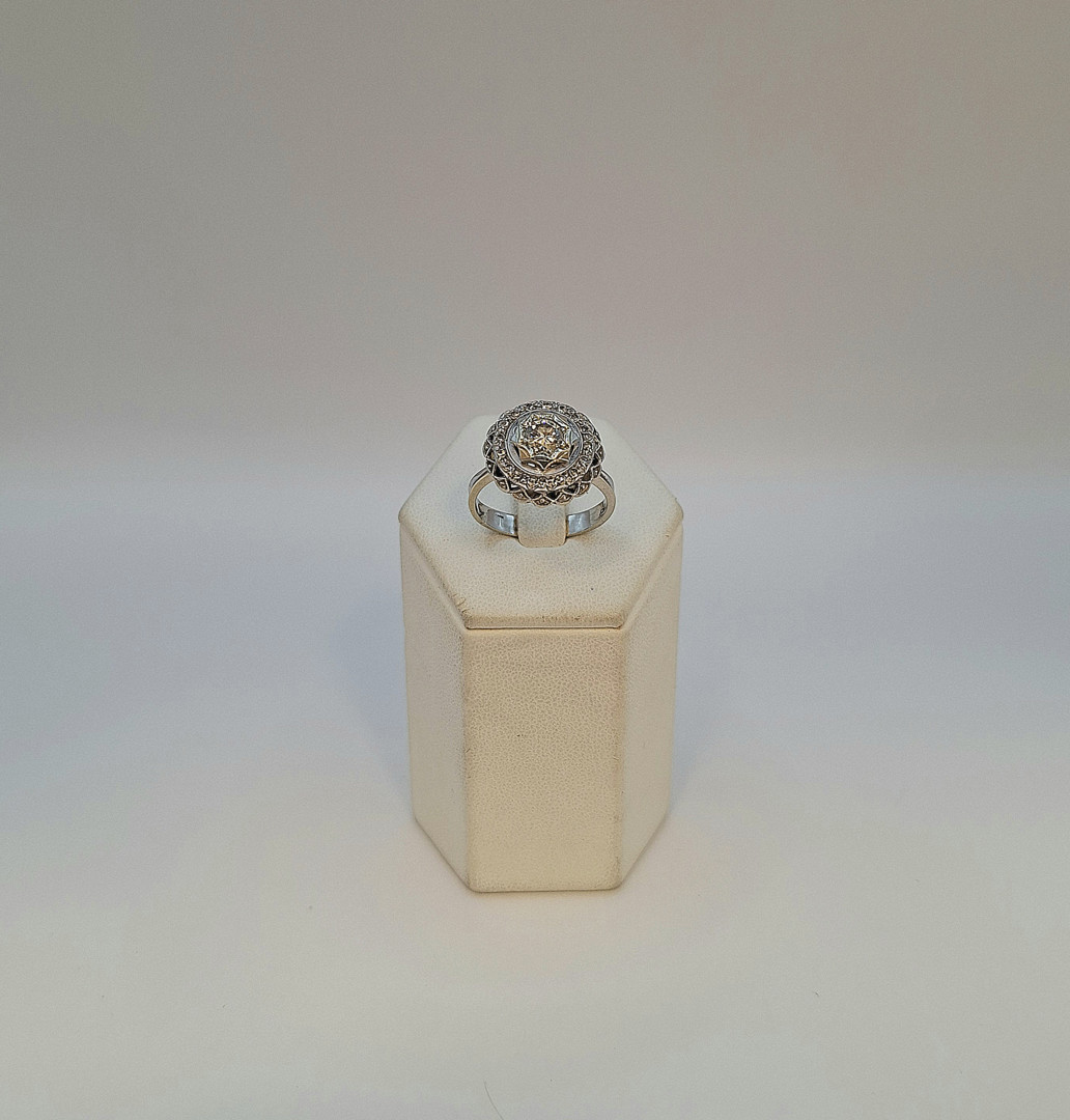 Anello oro diamante