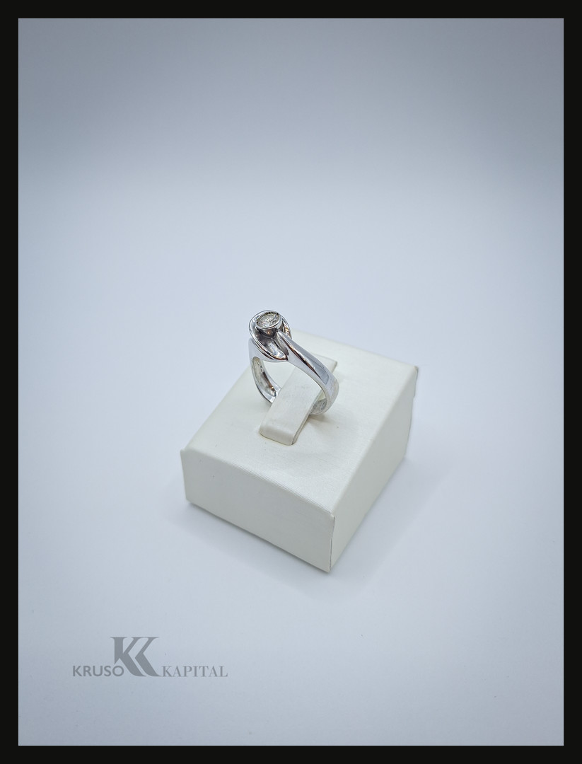 Anello oro diamante
