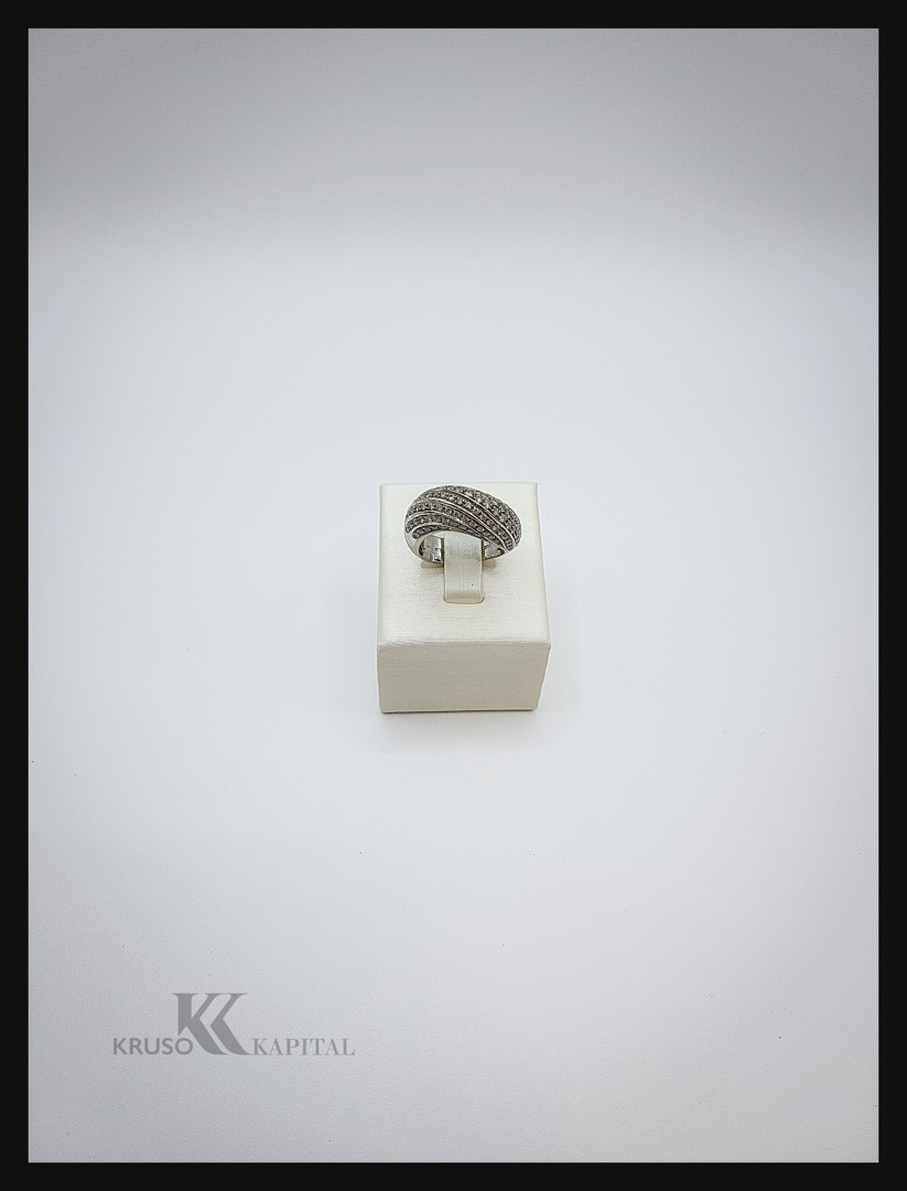 Anello oro con diamantini