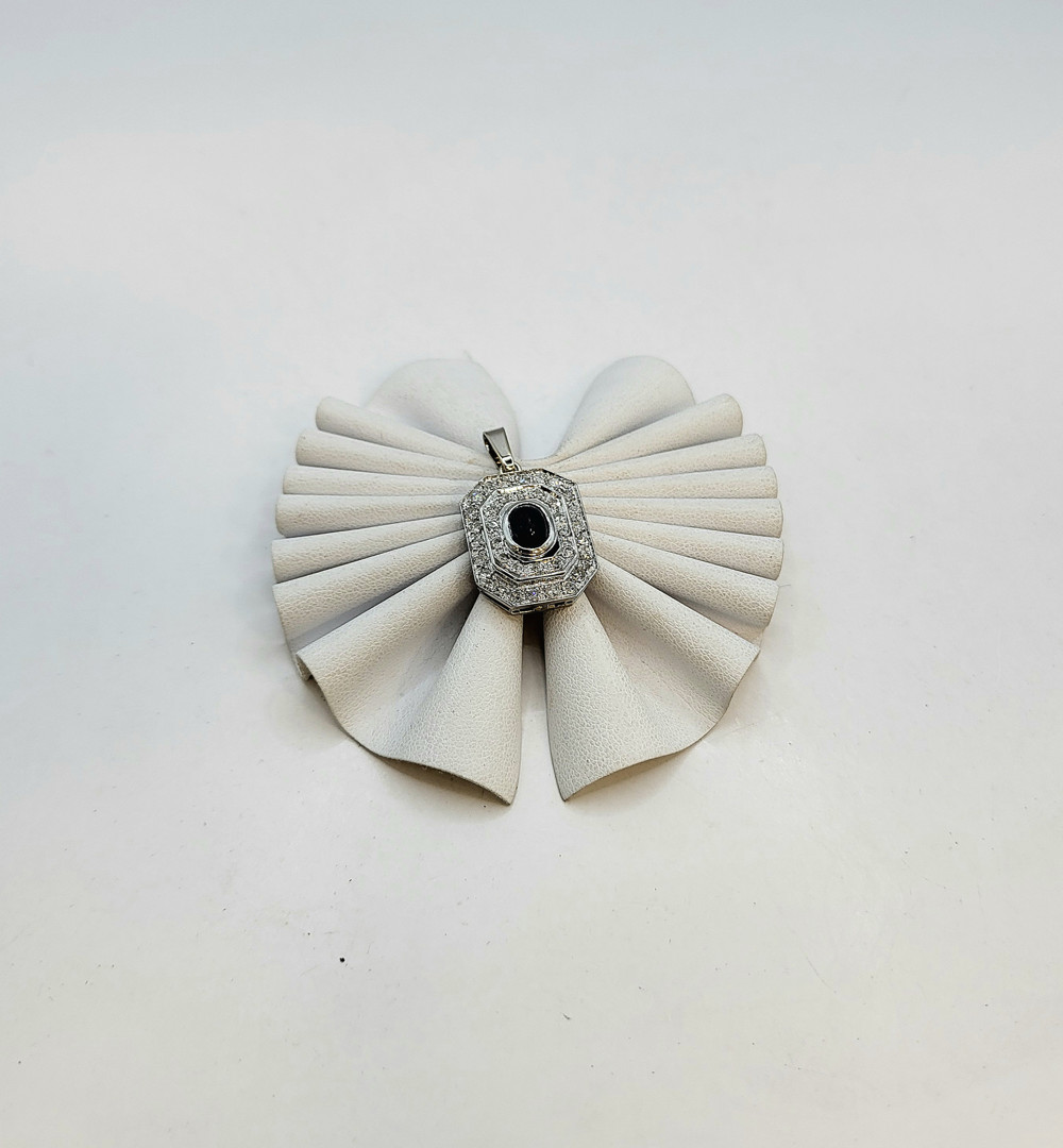 Ciondolo oro pietra diamantini