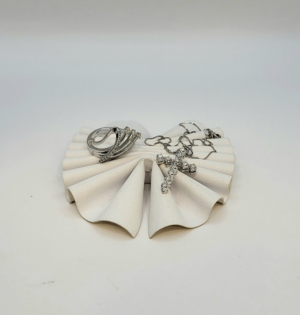 Anello collana croce oro e diamantini