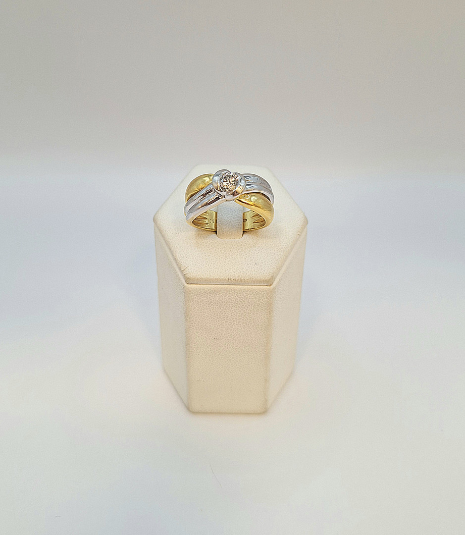Anello oro diamante