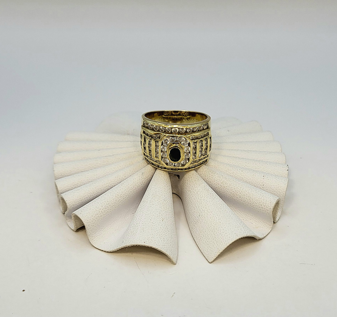 Anello oro pietre