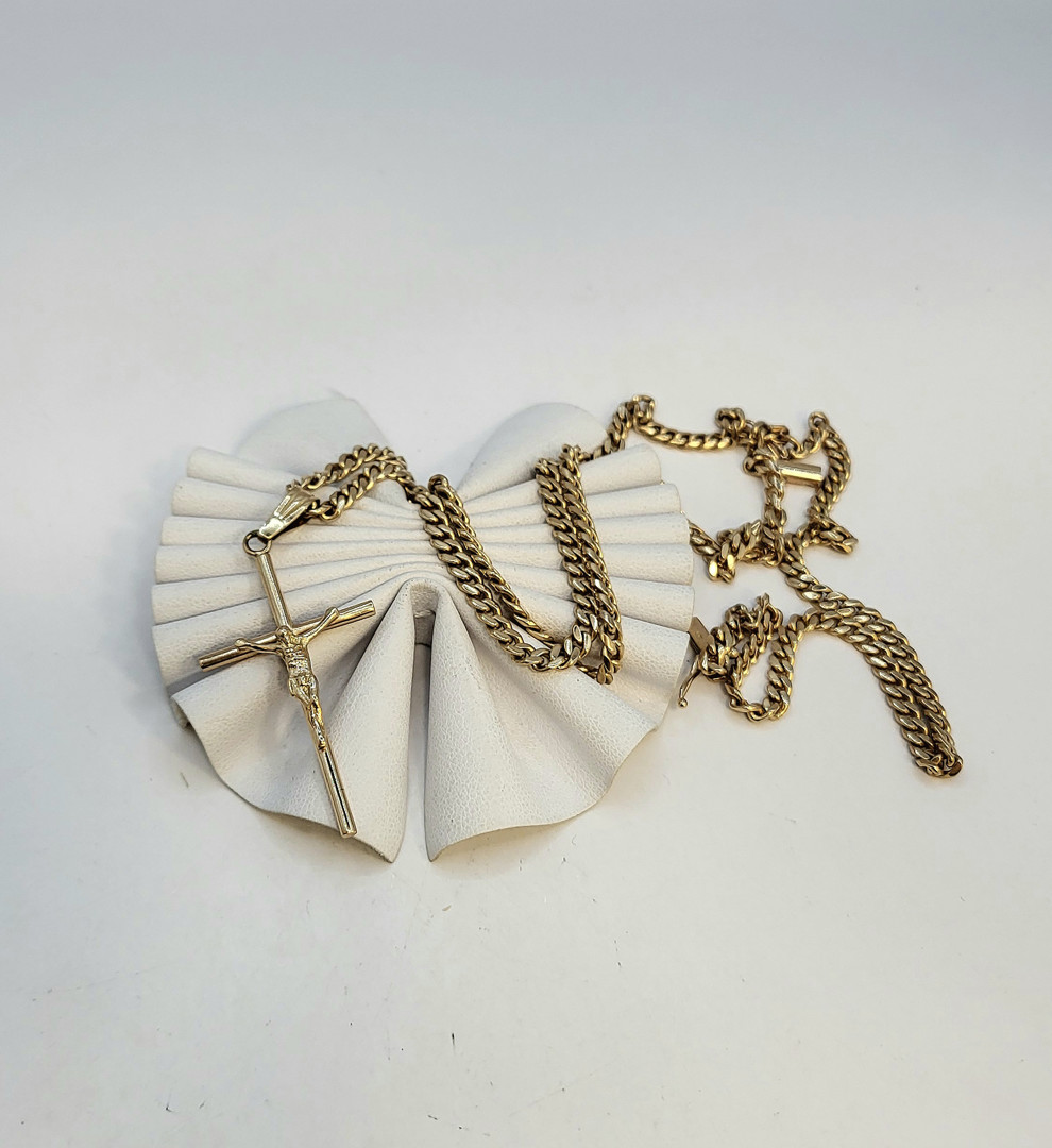Collana e croce oro 