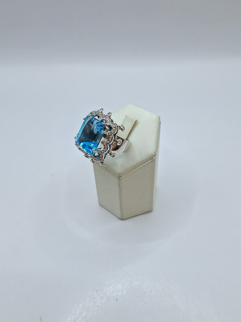 Anello oro diamanti pietra 