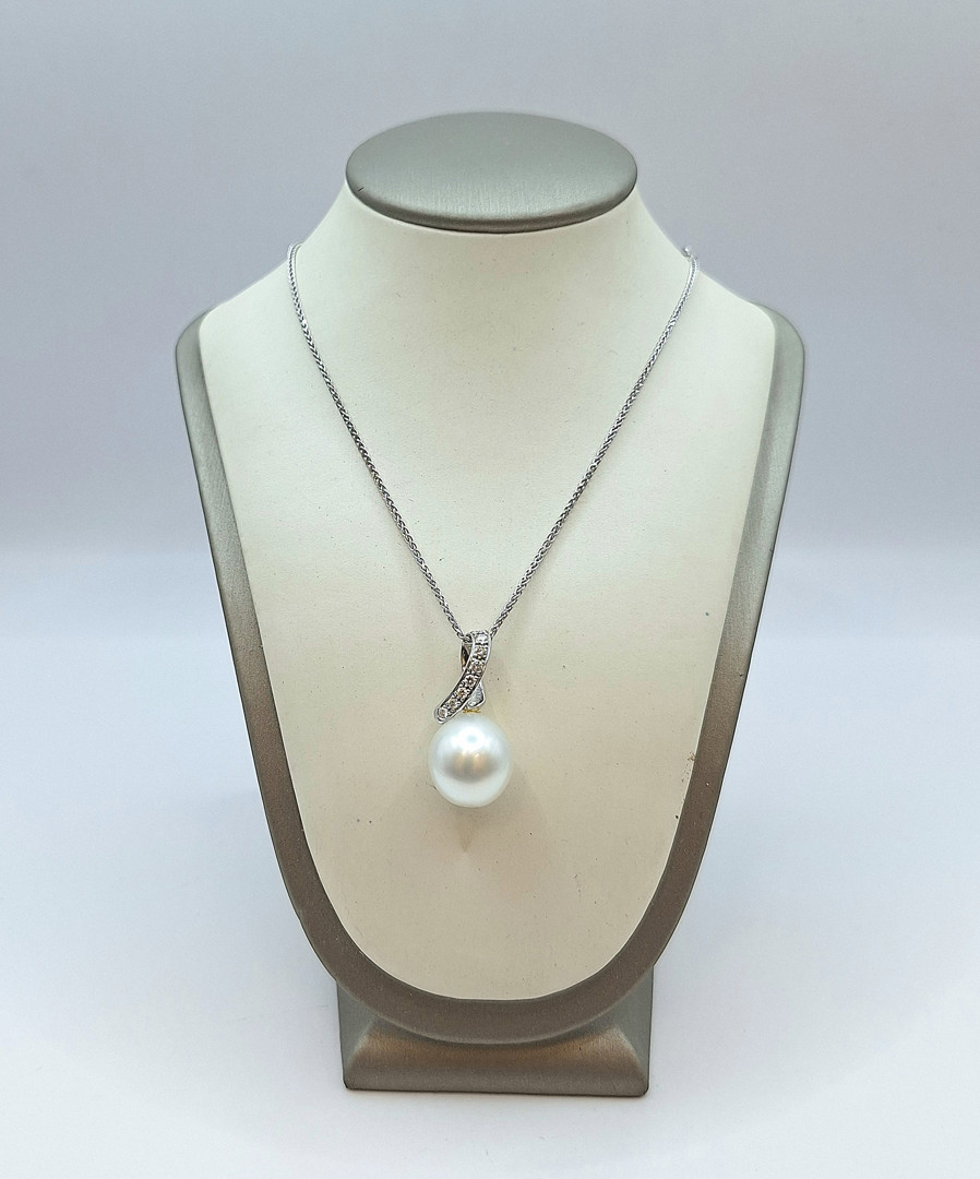 Collana ciondolo oro perla diamanti